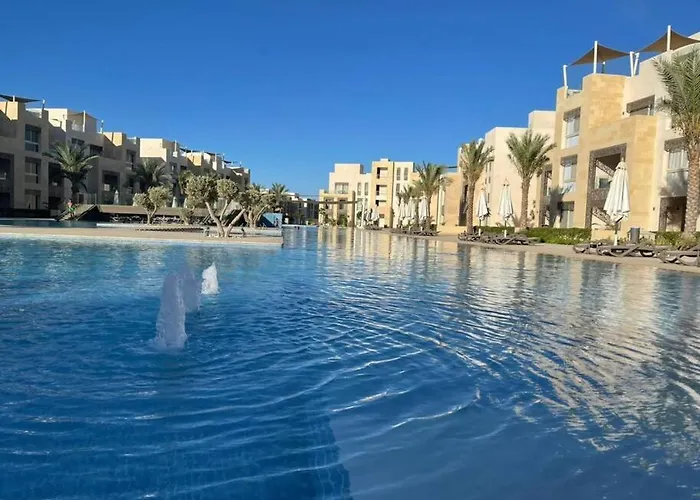 Mangroovy - 2br Prodigious Ground Pool & Sea View *