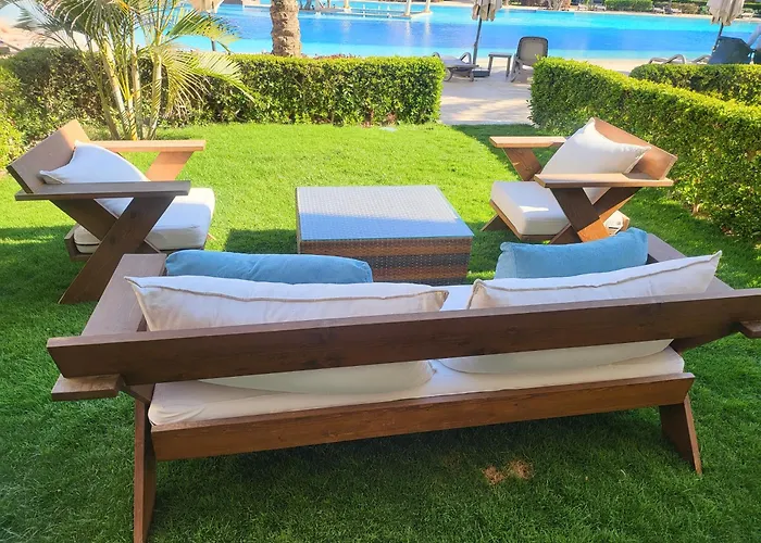 Mangroovy - 2br Prodigious Ground Pool & Sea View Appartement *